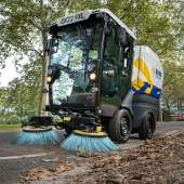 The RAVO R1 sweeping in London.